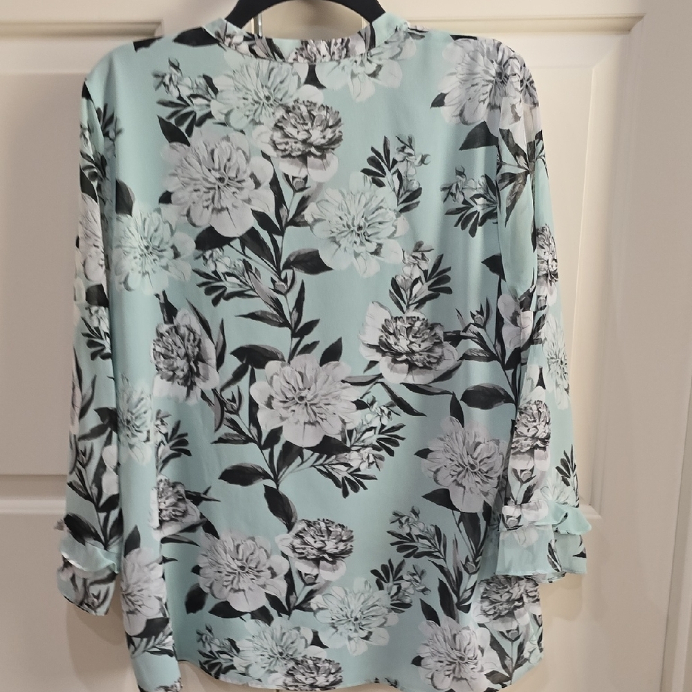 Karl Lagerfield Mint Green Floral Ruffle Blouse - Picture 5 of 8
